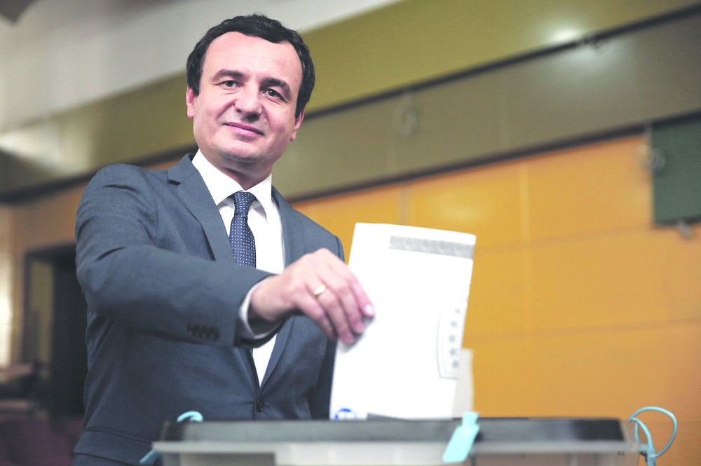 Kakve veze imaju Aljbin Kurti i Sejo Kalač?! Isplivao stari snimak, sve se vidi! (FOTO/ VIDEO)