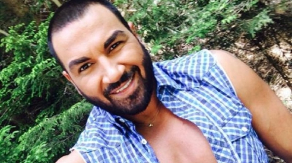 Azis se snimao i pokazao najintimniji deo (VIDEO)