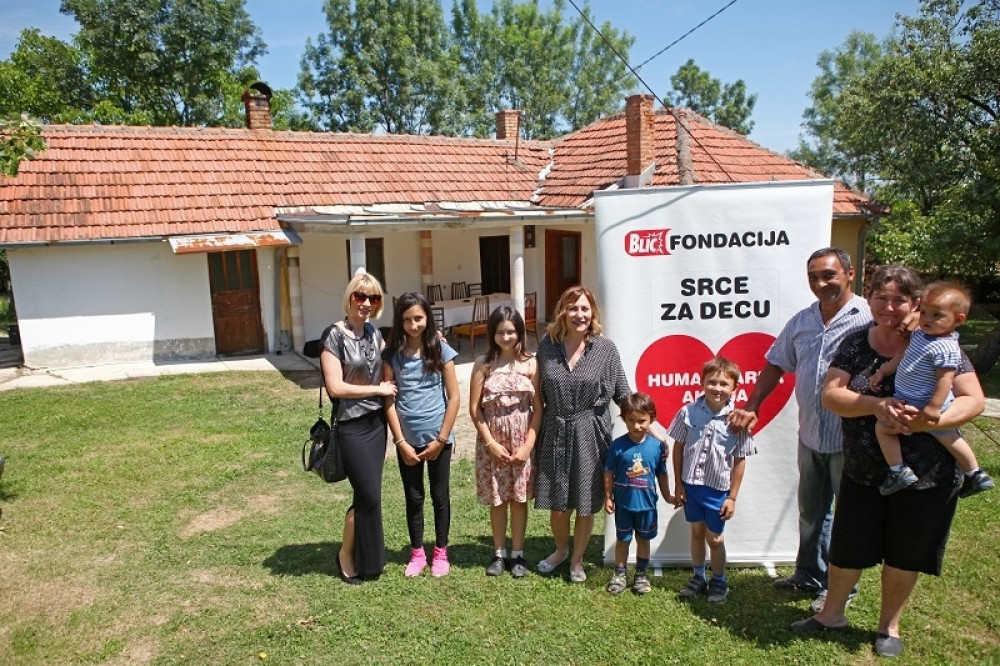 "Blic fondacija" kupila kuću porodici Simić