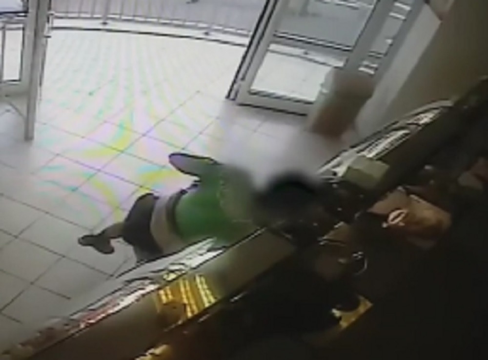 Pevač opljačkan u centru grada! Ukradena mu vredna imovina!