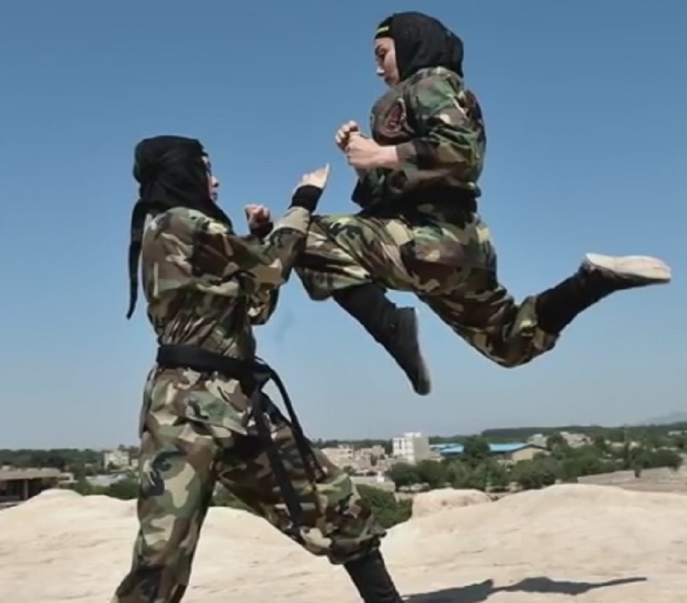 Ženske nindže Irana izazivaju strah i trepet (VIDEO)
