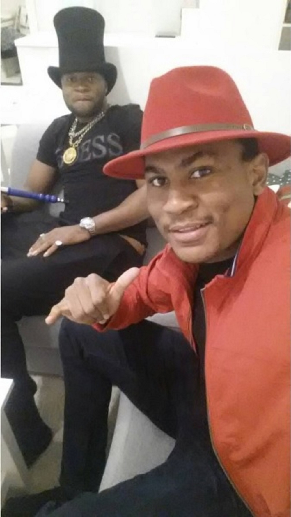 Zbog crvenog šešira umalo da izgubim glavu!