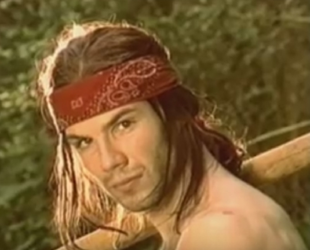 VIDEO~Ceca se srela sa momkom iz spota "Idi dok si mlad"