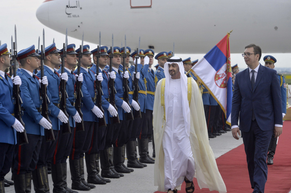 Prvi avion spreman da poleti iz Abu Dabija, stiže noćas! Donosi mnogo toga, pogledajte spisak