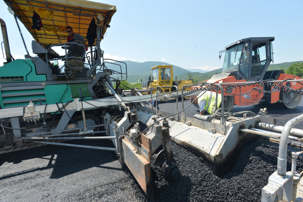 BIA češlja ceo Koridor 10!