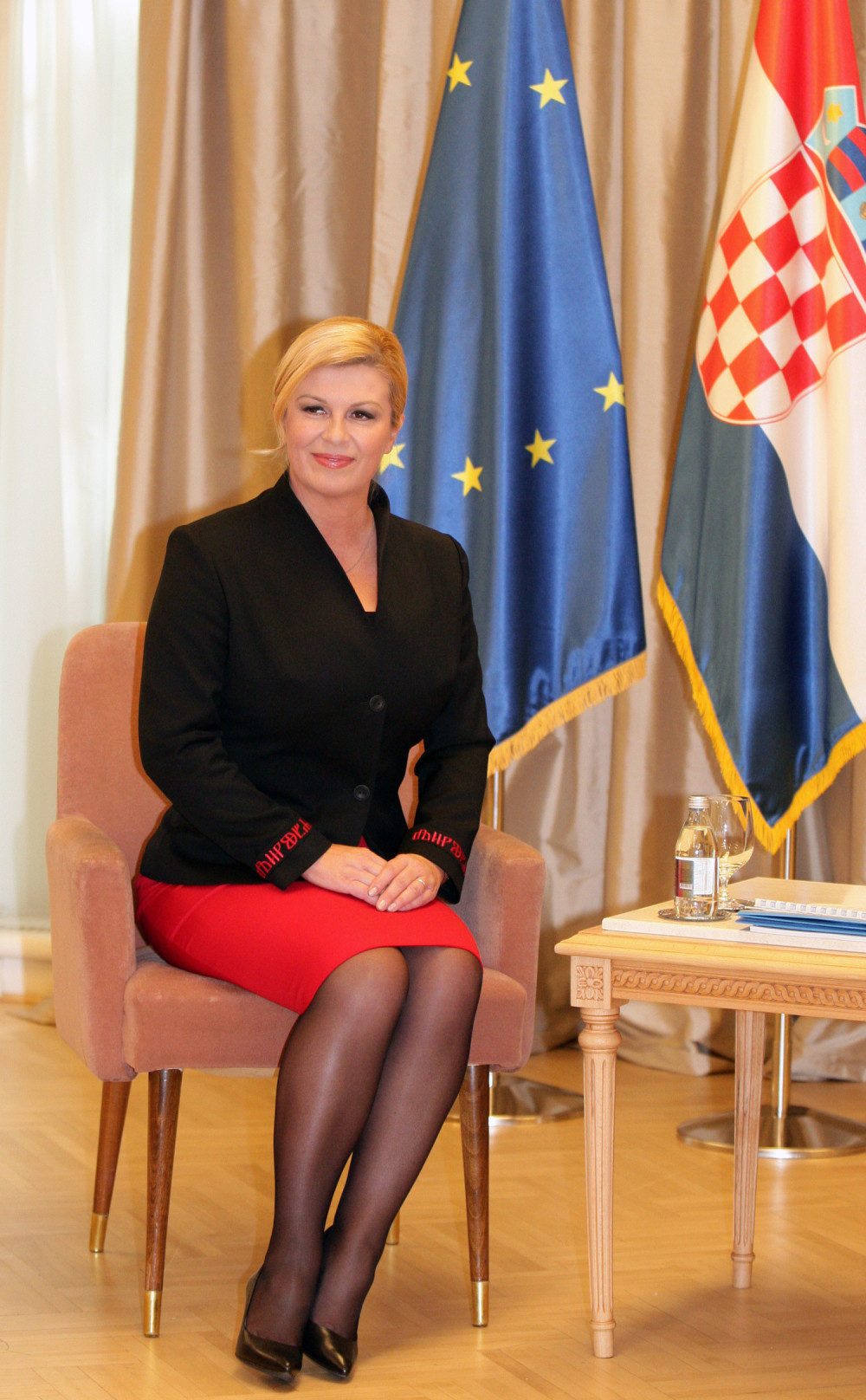 Kolinda donela "skrivenu" poruku u Beograd