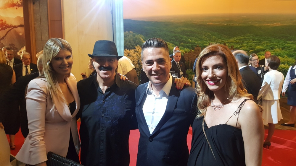 Estrada se okupila na Vučićevoj inauguraciji (FOTO)