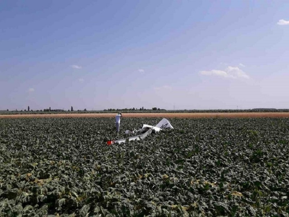 Pala jedrilica, poginuo pilot!