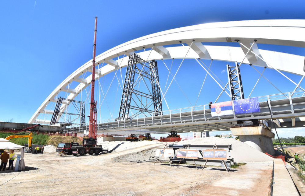 Jedan radnik poginuo, drugi povređen