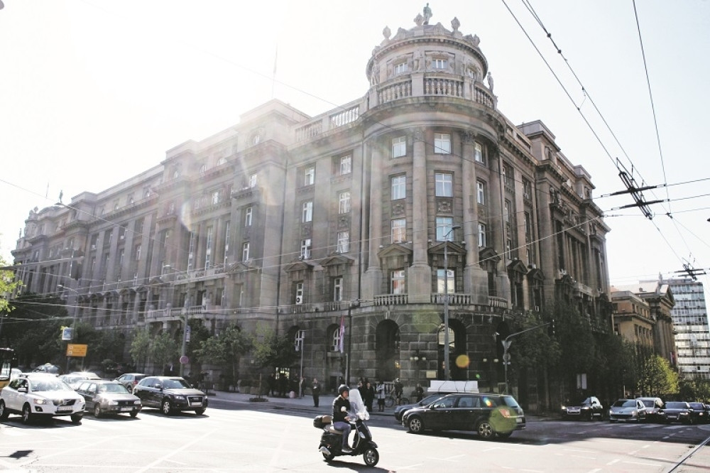 Sin bivšeg ambasadora zetu zapalio magazin!