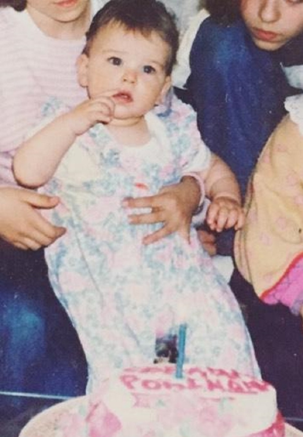 Za ovom lutkicom danas seku vene!