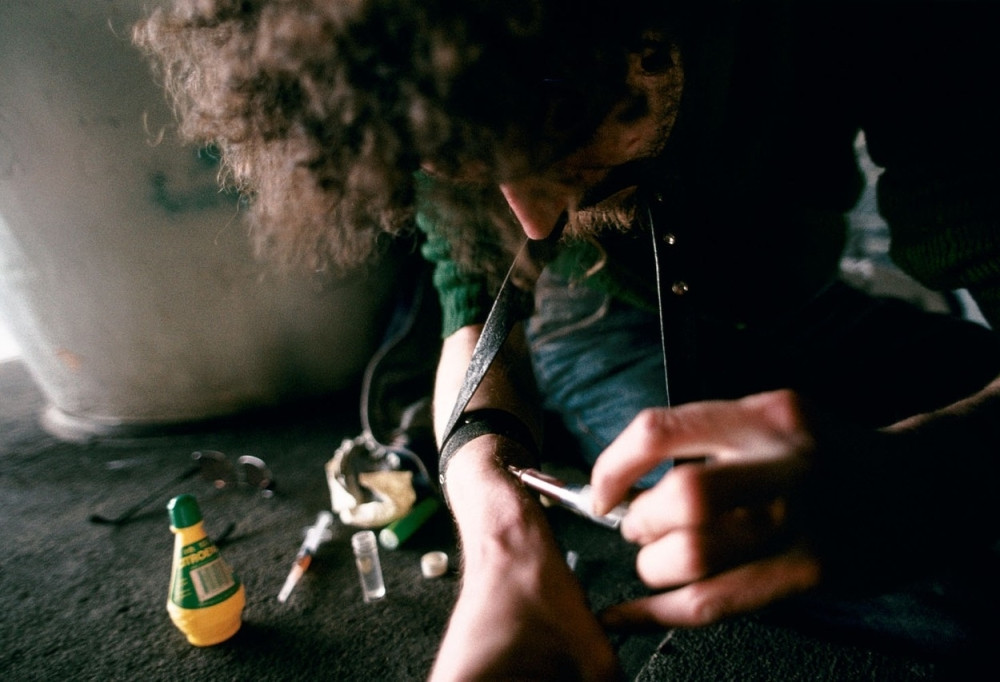 Prozivaju me političari koji su se DROGIRALI SA MNOM, a nekima su i deca NARKOMANI!