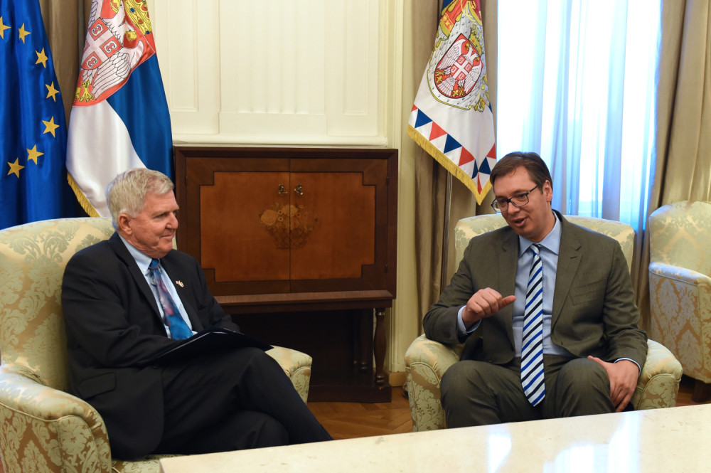 Skot i Železnjak na raportu kod Vučića