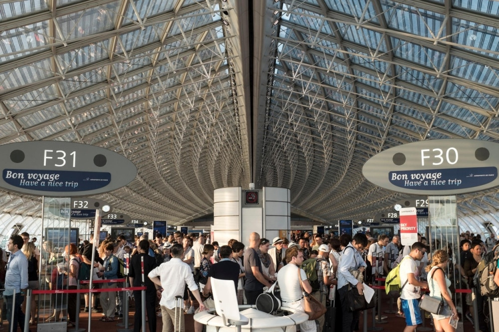 Evakuisan aerodrom, putnik napravio pometnju