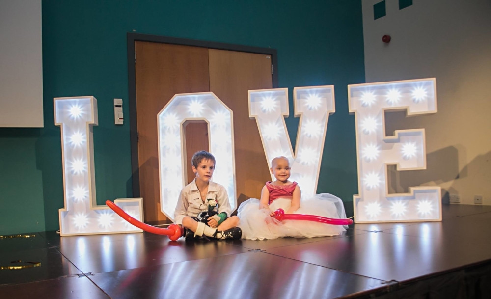 Devojčica (5) se udala za svog najboljeg druga, a onda zauvek sklopila oči