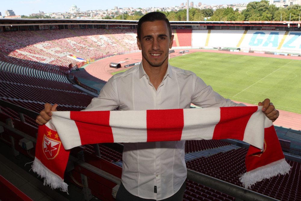 Napadač Zvezde se molio u Hramu pred meč sa Spartom