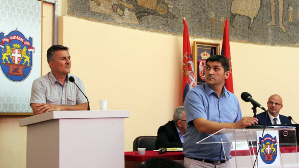 Lukas i Karleuša u skupštini