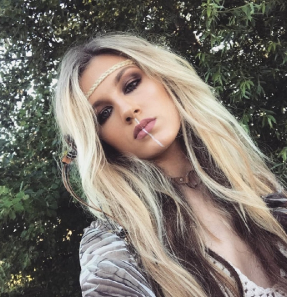 Nevena obelodanila vezu sa pilotom, a on objavio fotku sa lepom glumicom