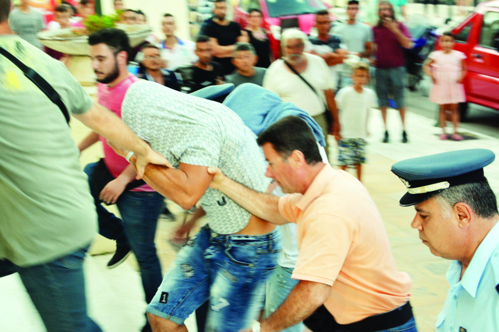 Srbima određen pritvor do početka suđenja