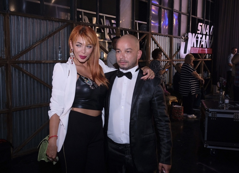 Pogledajte kako je Mirela dočekana u Beogradu (VIDEO)