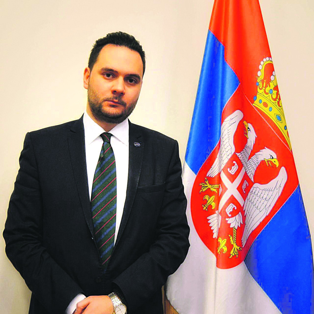 Efikasno ću služiti Ani i Vladi!