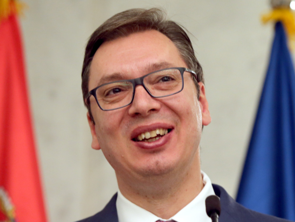 Ljubitelji opozicije opleli po Vučiću zbog susreta sa - Puškinom! (VIDEO)