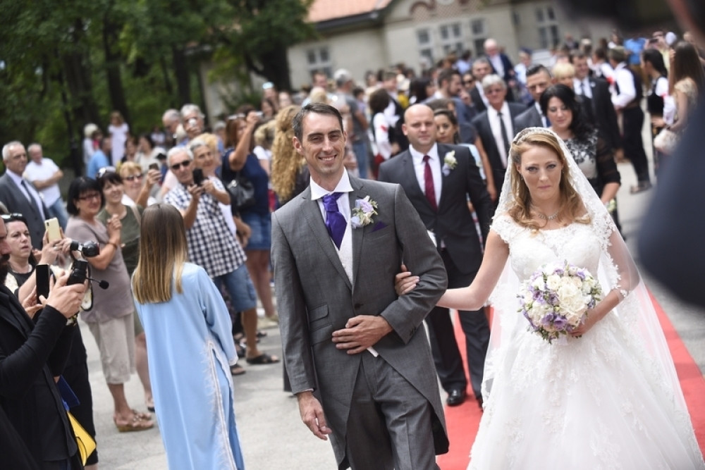 Karađorđević spreman da zapali nebo iznad Novog Sada!