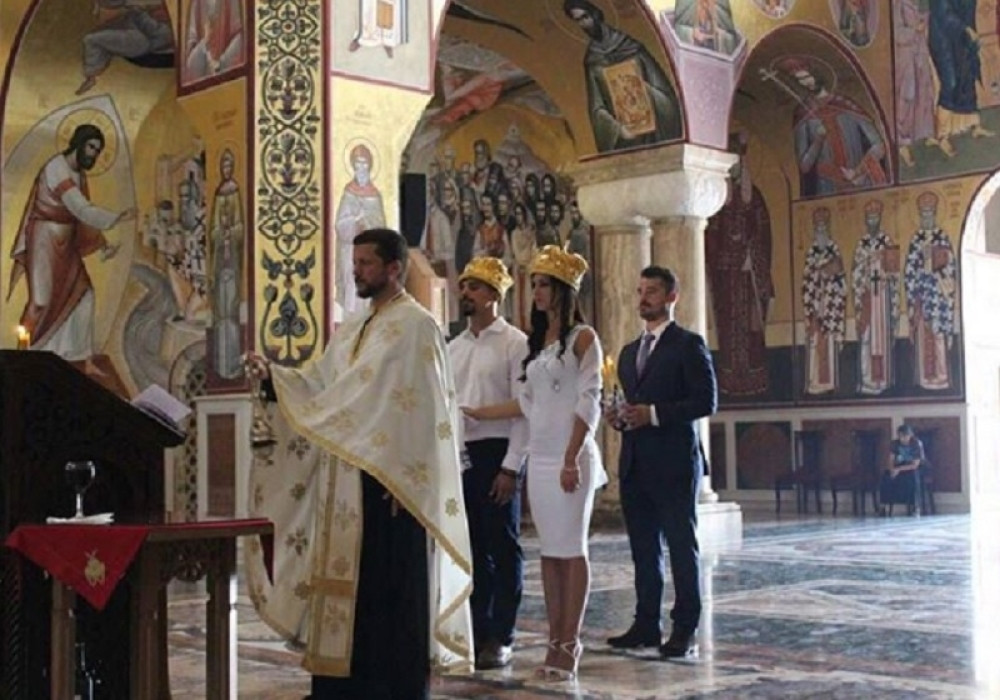 Rijaliti zvezda se juče tajno venčala