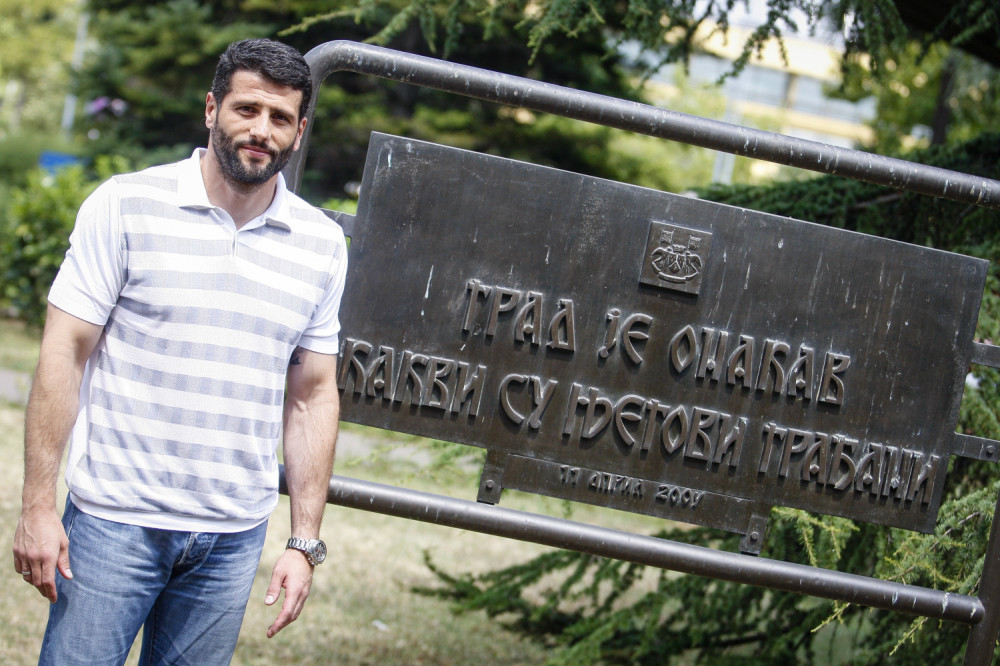 Šapić glumi da nije političar!