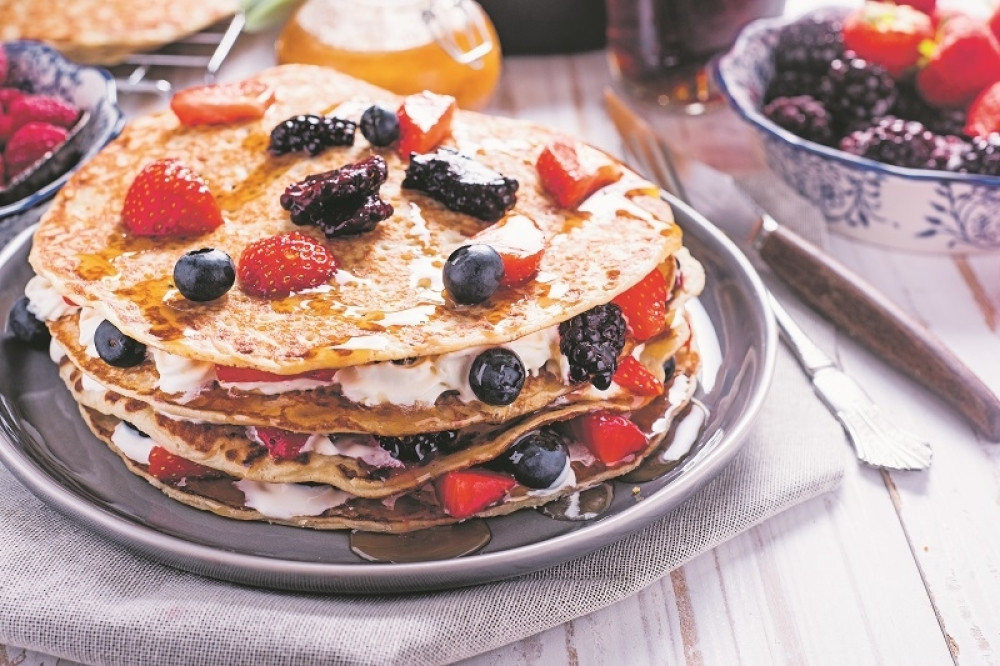 PALAČINKE KOJE SU ZALUDELE CEO SVET Peku se samo sa jedne strane, švedske palačinke lepše su od svih torti koje ste do sad probali (RECEPT)