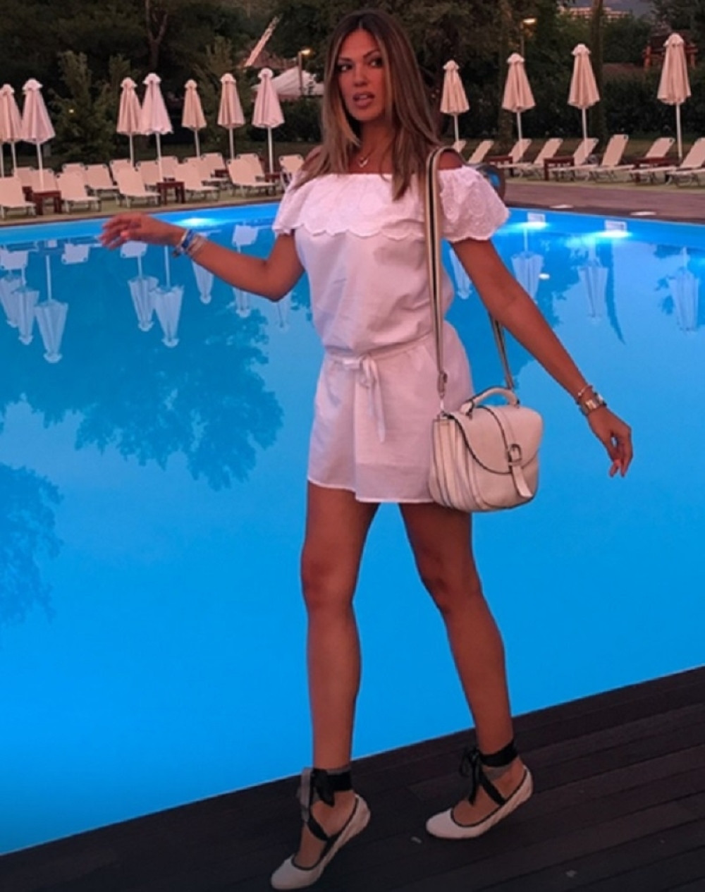 Nina Radulović sve u Budvi obara s nogu