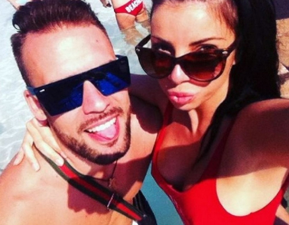 Anamarija i Tihomir uhvaćeni u seksu na javnom mestu!