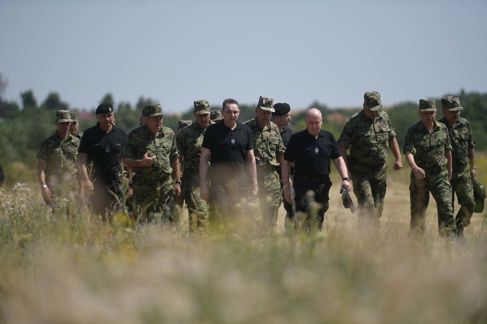 Vulin: Sad bi bilo u Srbiji 20.000 migranata, zamislite to!