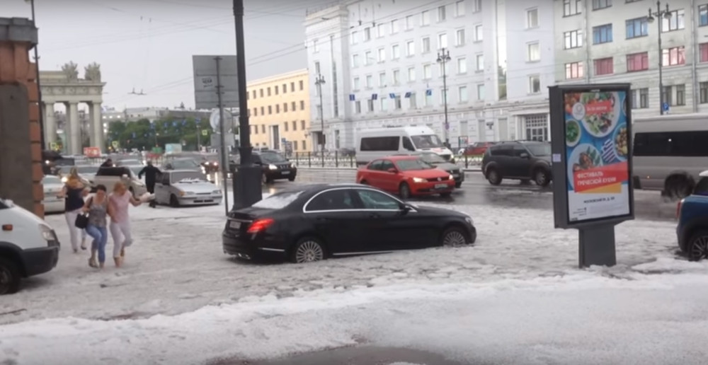 Sankt Peterburg pod ledom! (VIDEO)