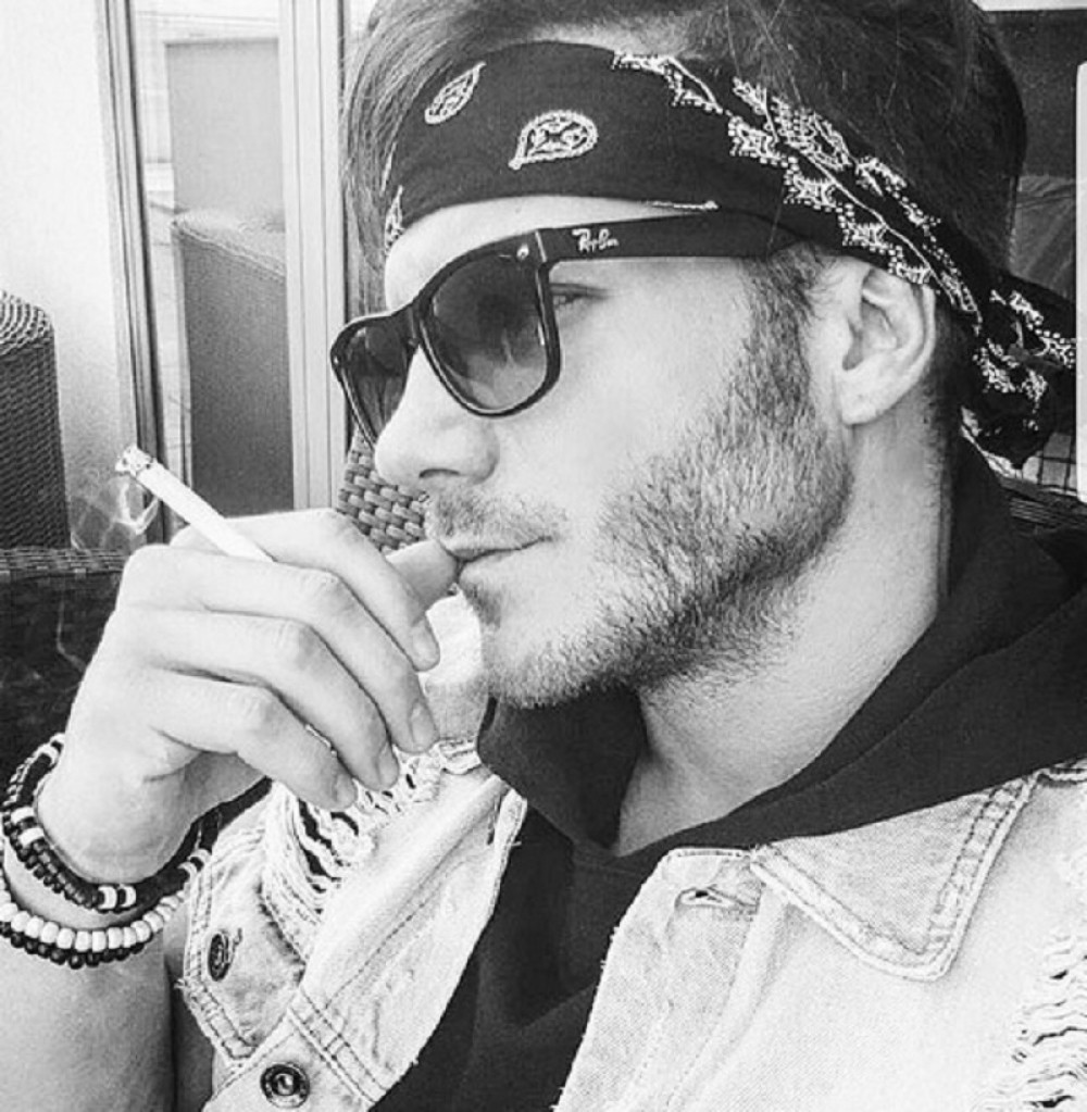 Saša šokirao fanove pušenjem!