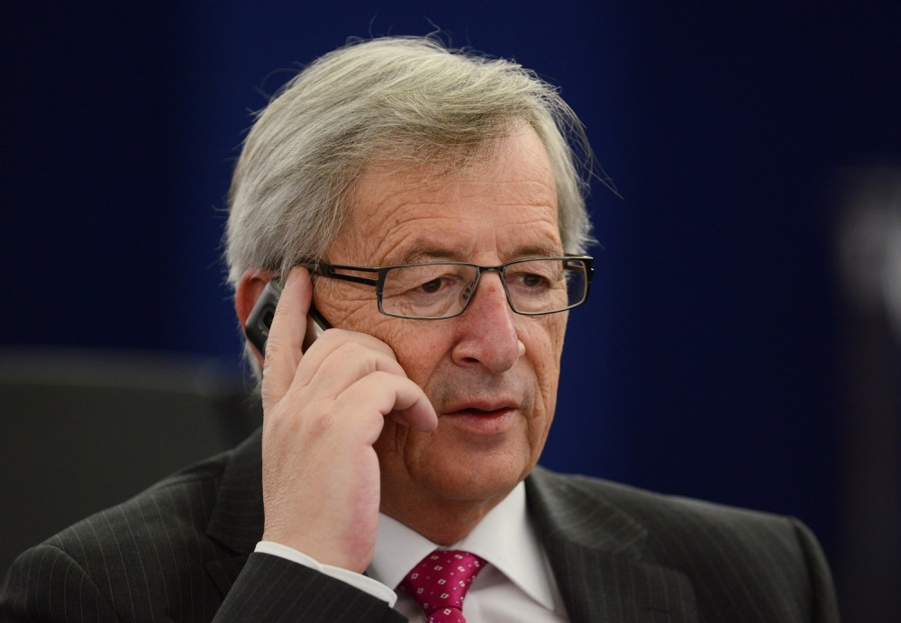 Žena me zove, ne, ipak je Merkelova