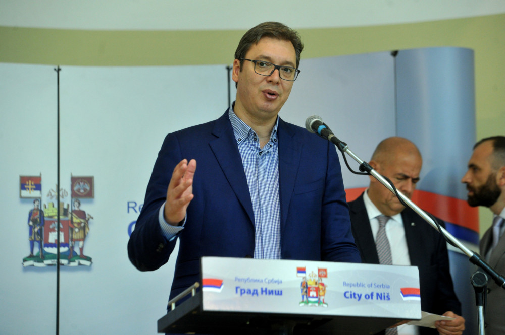 Vučić priznao da je slavio uz rakiju!