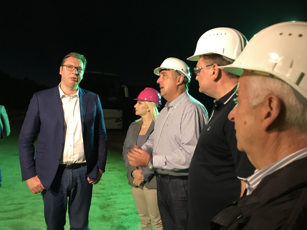 Vučić: Put je kao strela, bolji nego u Švajcarskoj
