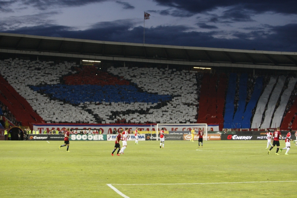 Pesma, suze i emocije do neba