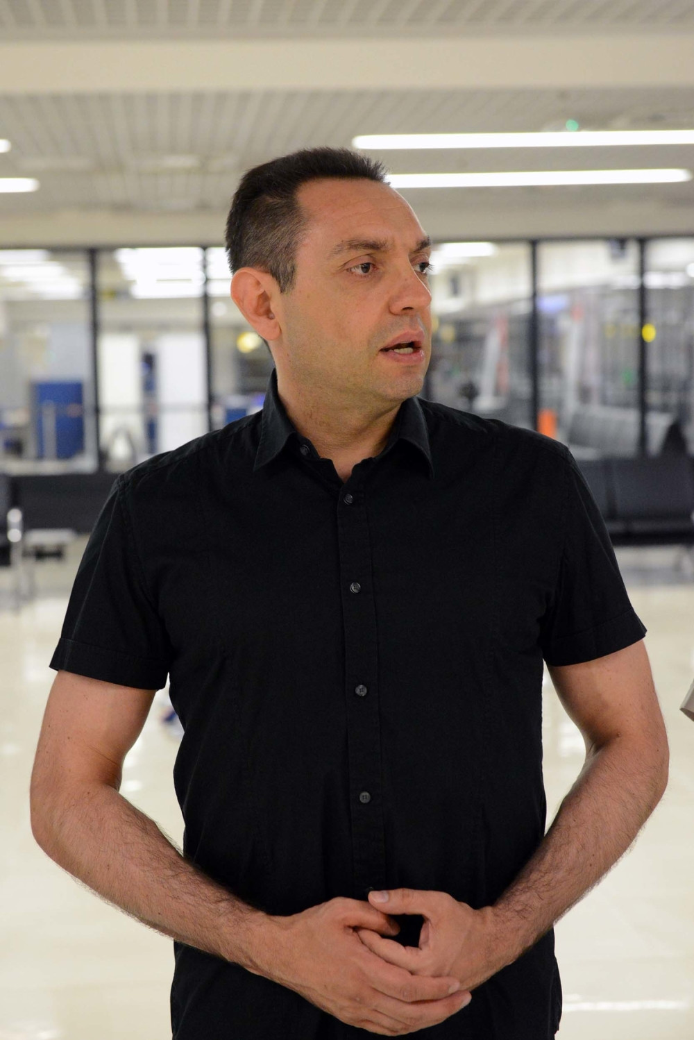 Zbog njih je Vulin ustao pre zore!