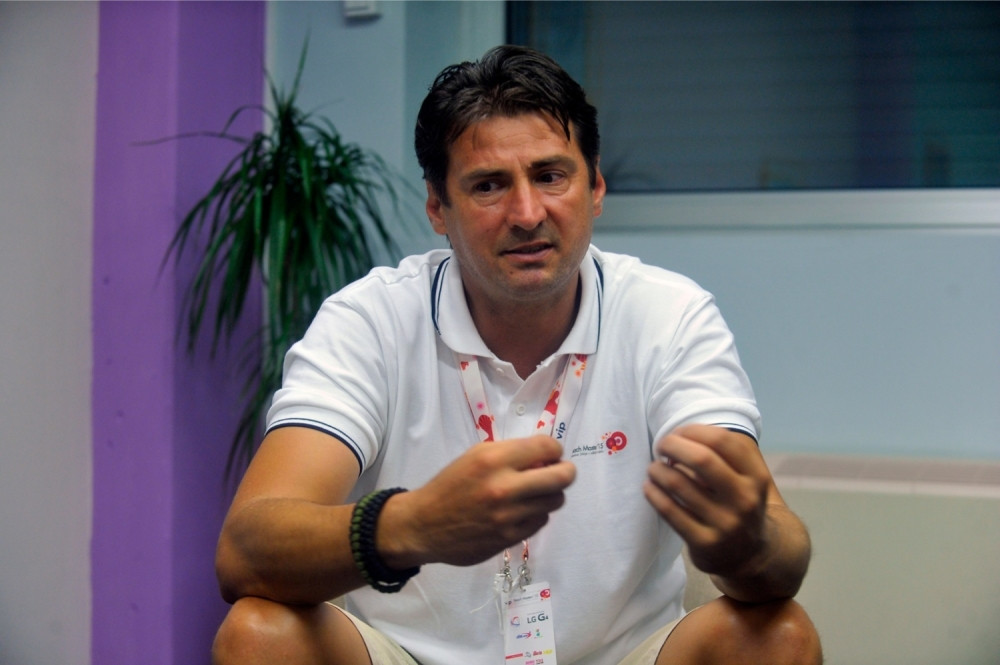 Proslavljeni srpski reprezentativac otkrio čiji je potomak! (FOTO)