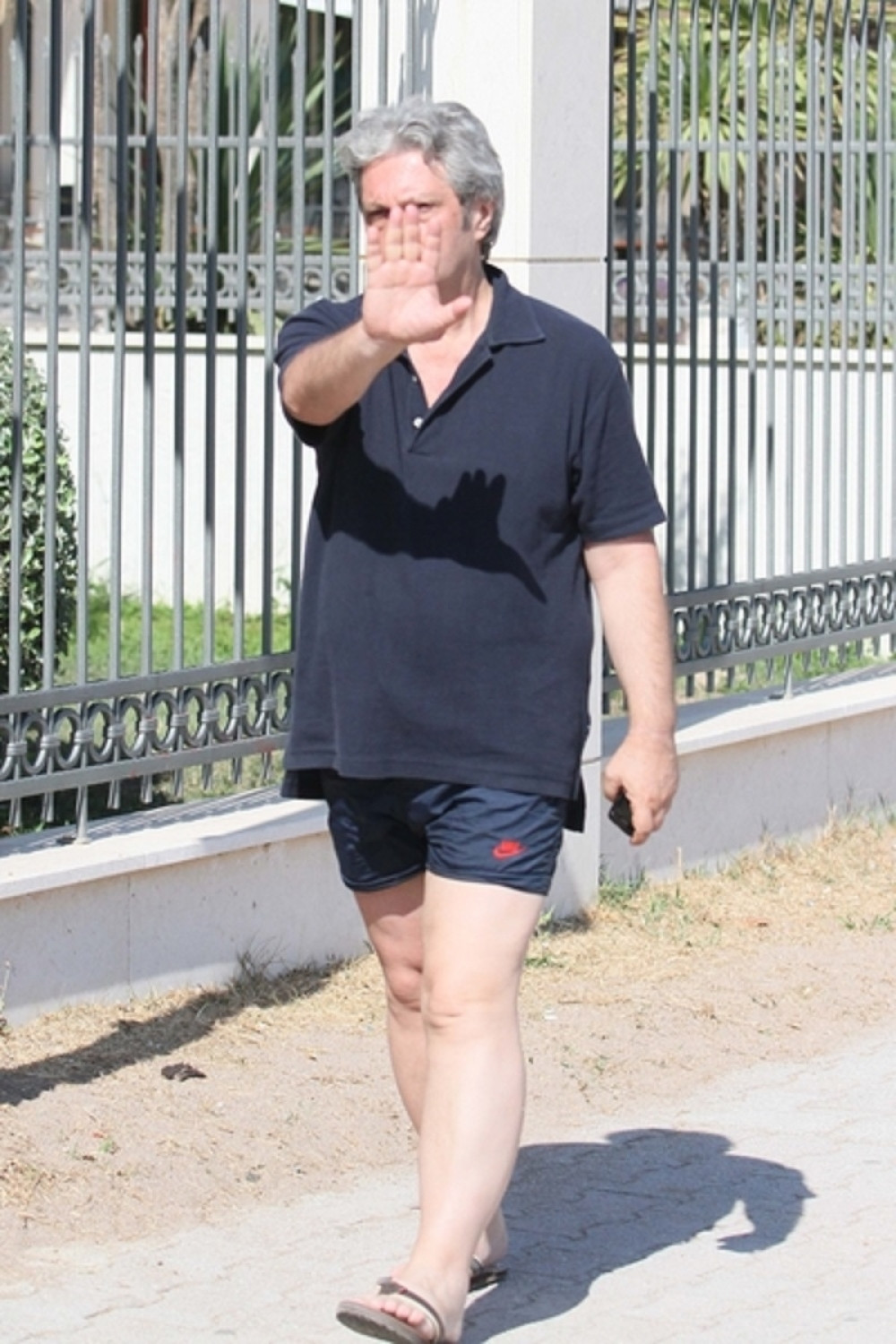 Milomir Marić bežao od paparaca na moru