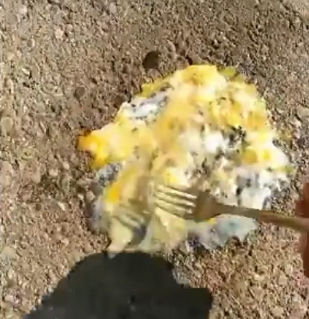 Ispržio jaje na vrelom asfaltu (VIDEO)