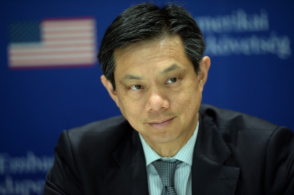 SAZNAJEMO!~Ji ukida Republiku Srpsku!