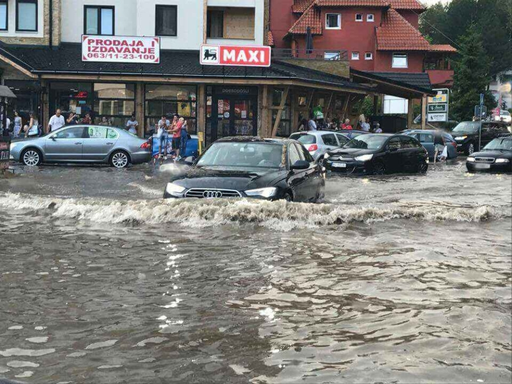Na Zlatiboru potop! (FOTO+VIDEO)