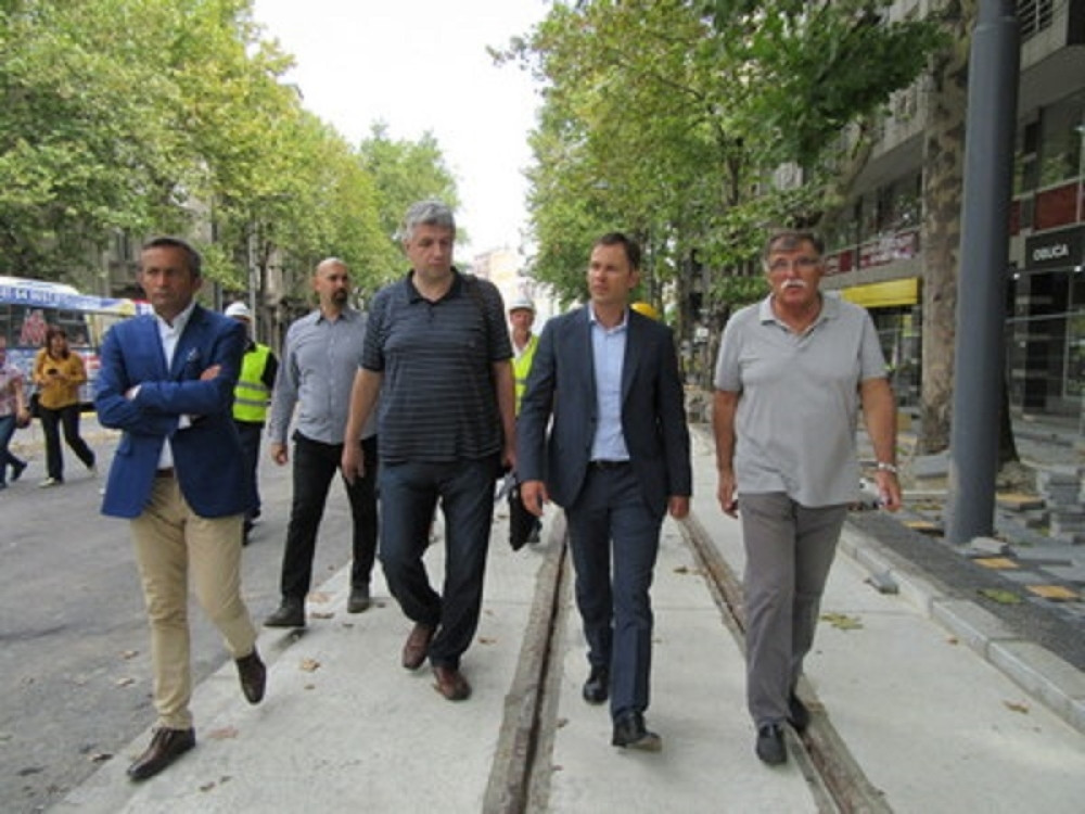 Radovi u Bulevaru oslobođenja teku brže od planiranog (FOTO)