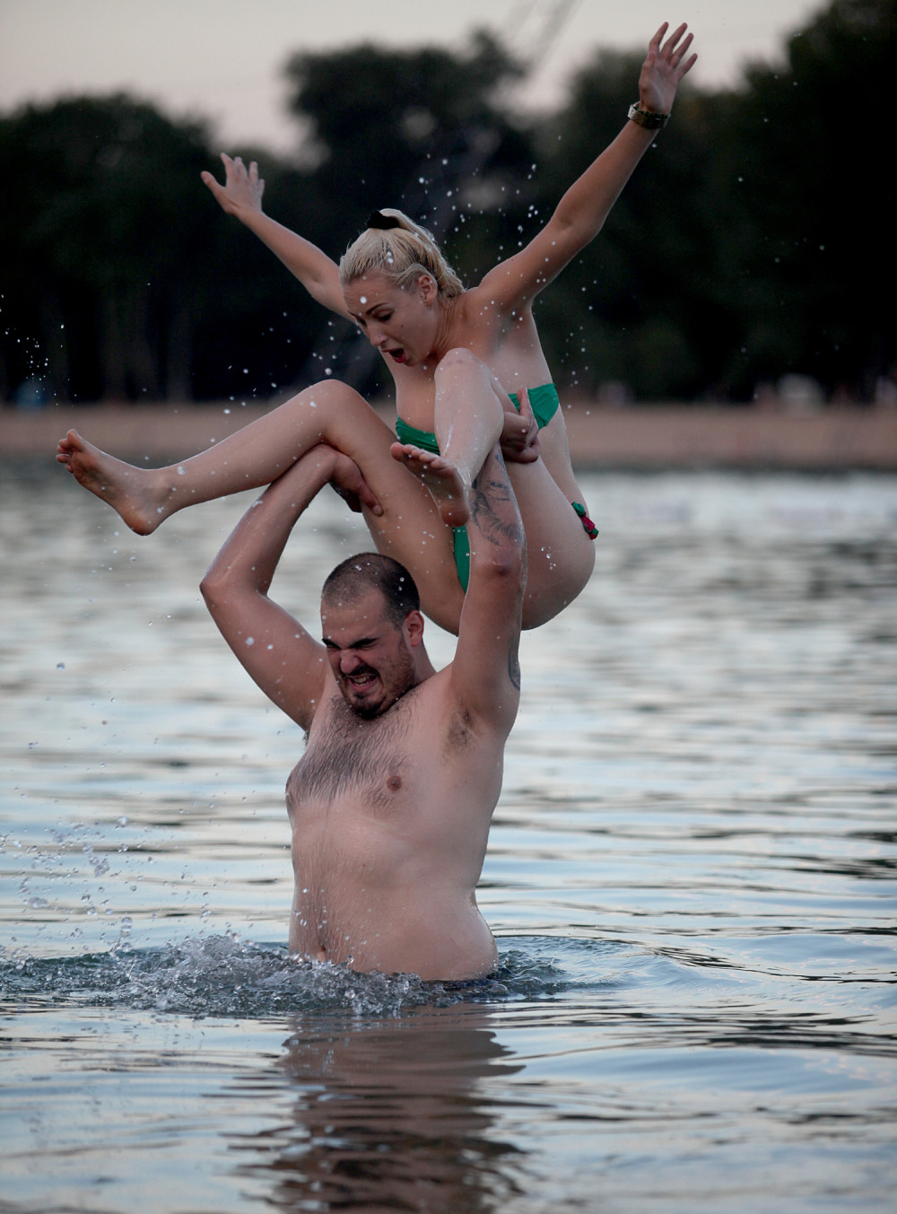 Sve bi htele u gradu guzu da joj ukradu!