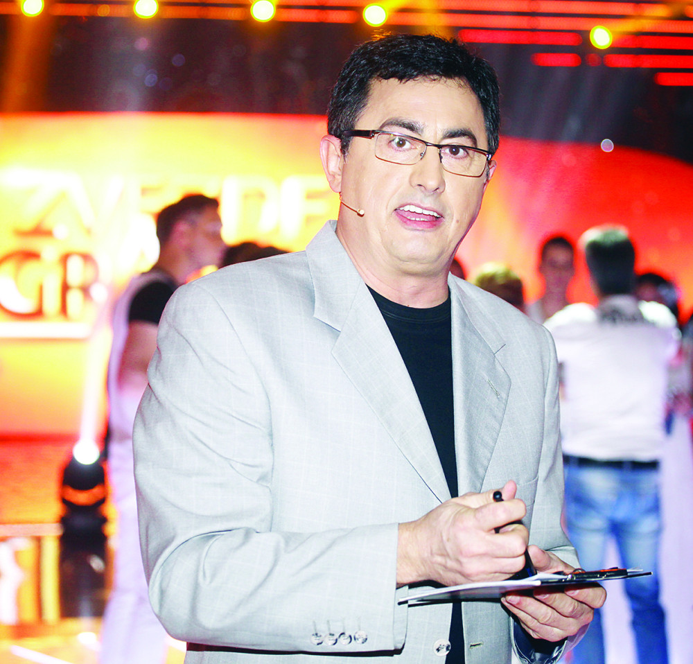 Voja se provodi na bazenu bez žene