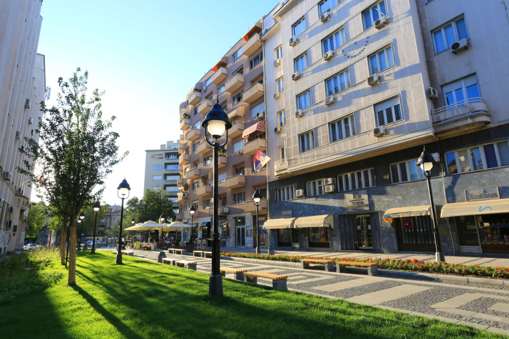 Dete upalo u otvor za ugalj u centru Beograda!