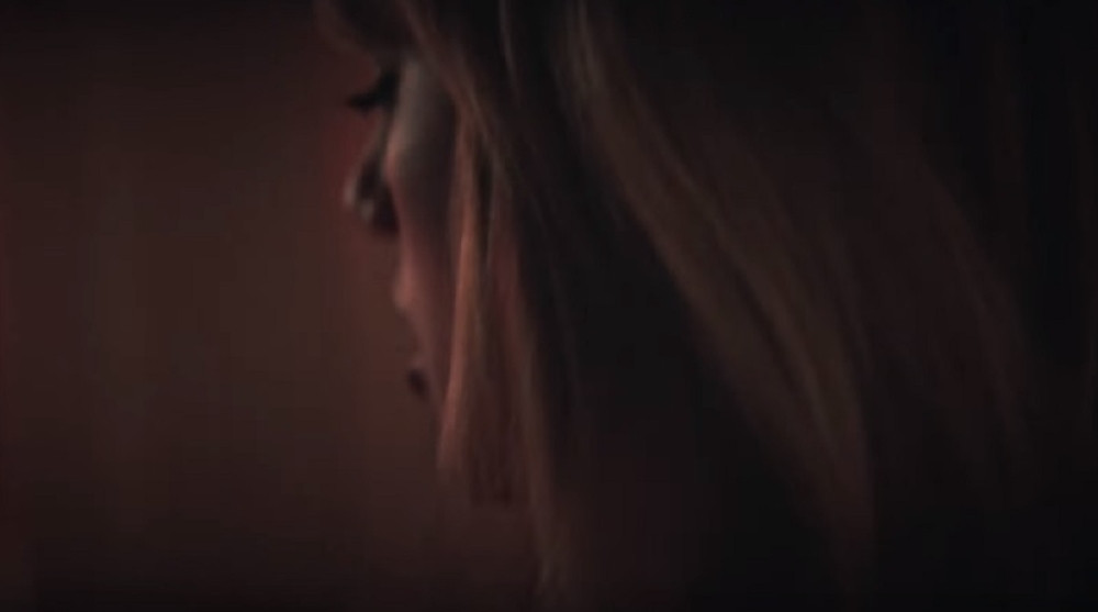 Napastvovao me je dok smo se spremali za nastup!